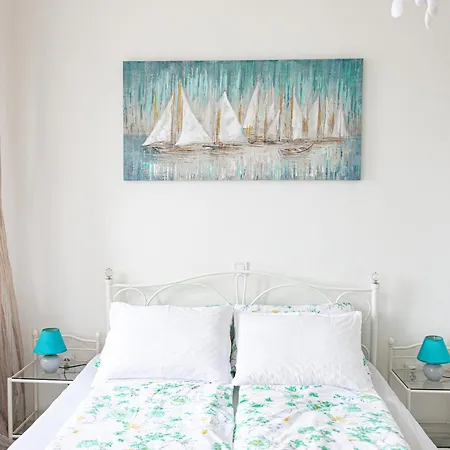 Main Square With Sea View *