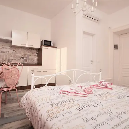 Main Square With Sea View Διαμέρισμα Πούλα